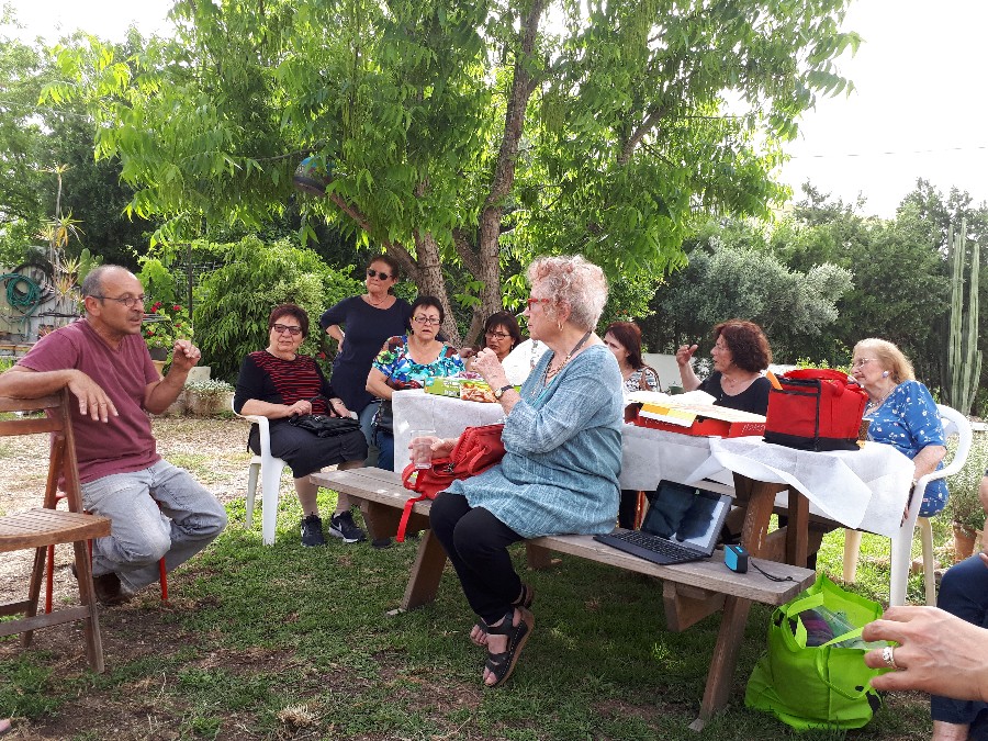 סדנת שריפת קרמיקה בטכניקת ראקו בהדרכת שלומית לירון (18)