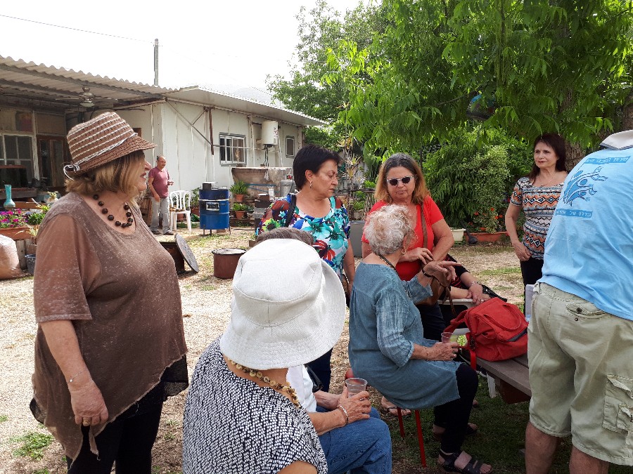 סדנת שריפת קרמיקה בטכניקת ראקו בהדרכת שלומית לירון (10)