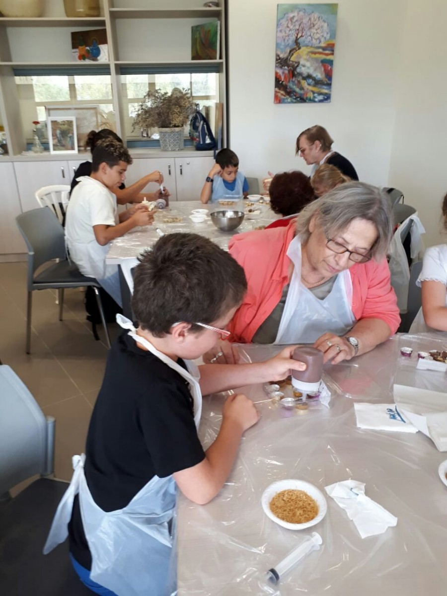 סדנת שוקולד-קייטנת סבאבא2018  (14)